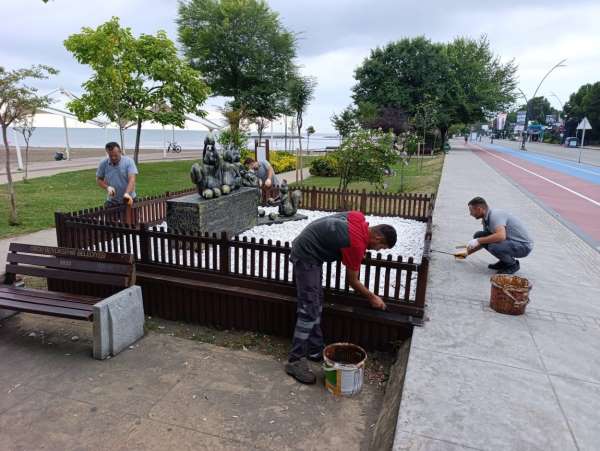 Ordu'da kent mobilyaları bakıma alınıyor