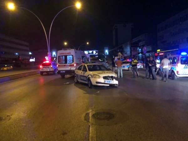 Ankara'da polis otomobilin önüne çıkan araç kazaya sebep oldu: 2 polis yaralı 