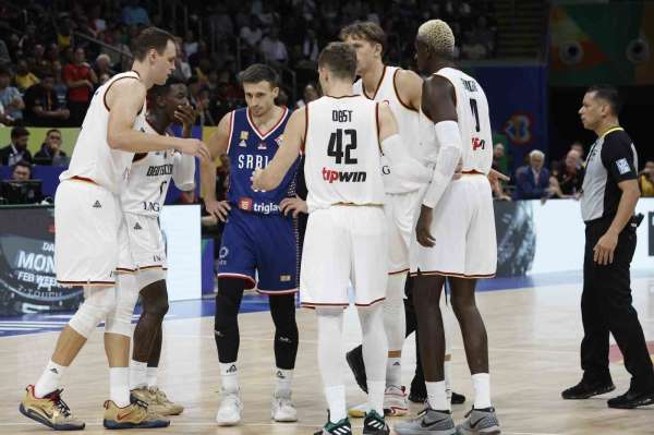 Almanya, FIBA Dünya Kupası finalinde Sırbistan'ı 83-77'lik skorla mağlup ederek şampiyon oldu.