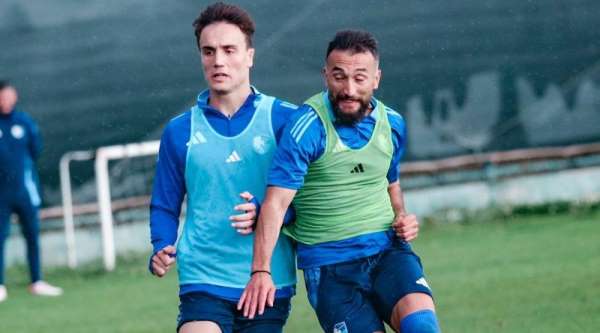 Erzurumspor'da transferler sürüyor