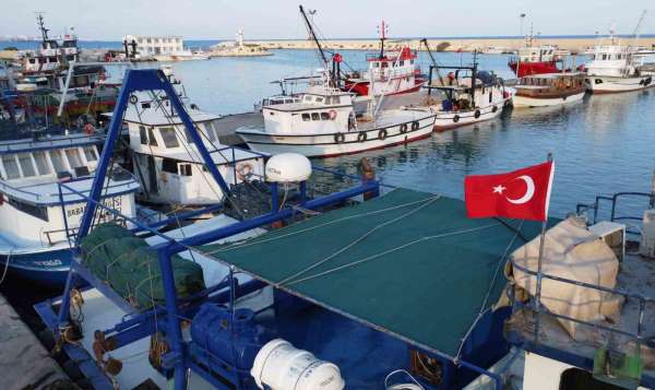 Akdenizli balıkçılar 'Vira Bismillah' demeye hazırlanıyor