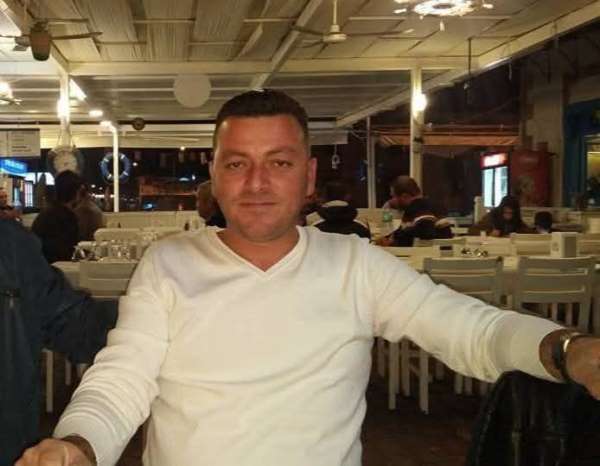 Ayvalık'ta trafik kazası: 1 ölü, 2 ağır yaralı