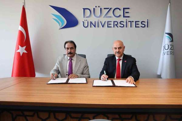 Düzce Üniversitesi ile City University arasında akademik iş birliği
