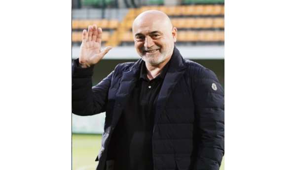 Iğdır FK, Hikmet Karaman ile yollarını ayırdı