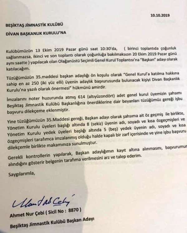 Beşiktaş'ta Ahmet Nur Çebi adaylık için listesini teslim etmek üzere kulübe geld