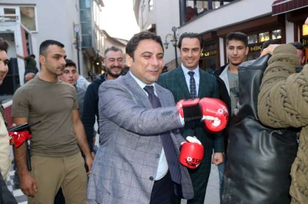 Bitlis'te Amatör Spor Kulüpleri Haftası etkinliği 