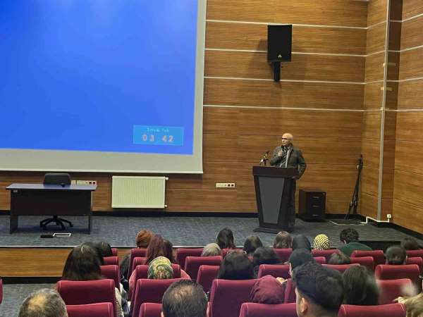 Kastamonu Üniversitesi'nde geleceğin iletişimcilerine oryantasyon eğitimi verildi