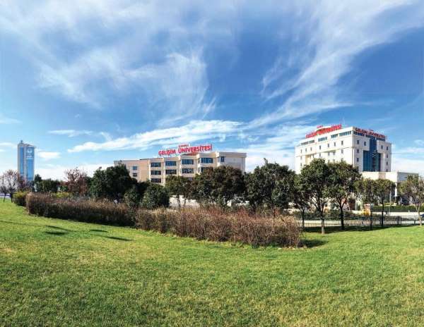 İGÜ, 2026 THE Dünya Üniversite Sıralaması'ndaki başarısını sürdürdü