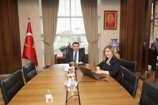 Vali Işın, 'Üniversite-kamu işbirliği Kütahya'nın sosyal kalkınmasına katkı sunmaktadır'