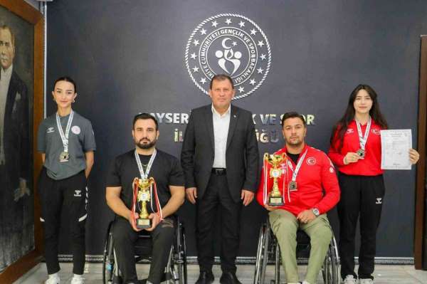 Başarılı sporculardan Kabakcı'ya ziyaret