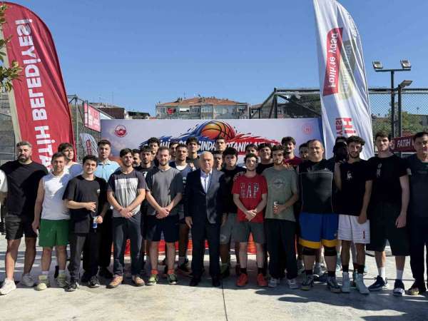 Fatih'te 'Tarihin Ortasında, Potanın Altında' basketbol heyecanı
