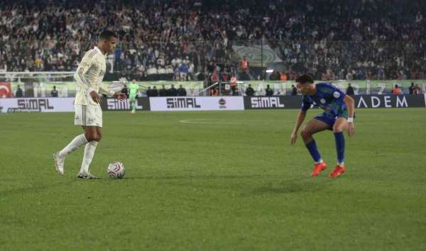 Trendyol Süper Lig: Çaykur Rizespor: 0 - Fenerbahçe: 1