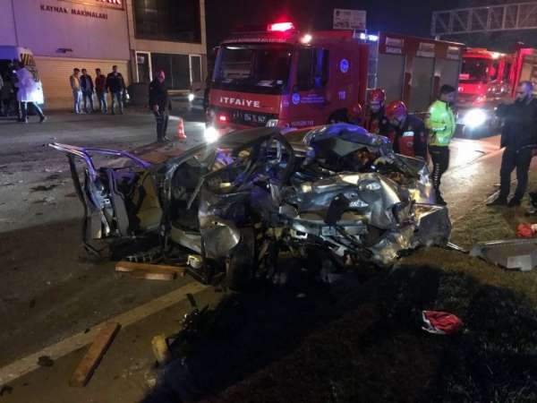 Sakarya'da 4 aracın karıştığı kaza:1'i bebek toplam 3 ölü, 7 yaralı 