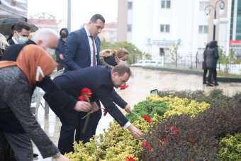 Atakum Belediyesi'nden Atatürk için anma töreni