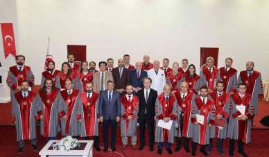 Samsun Üniversitesi Tıp Fakültesi'nde atama beratı heyecanı
