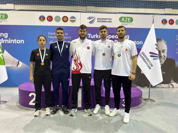 Badmintoncular Azerbaycan'dan 3 madalyayla döndü