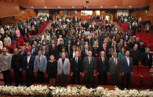 Niğde Ömer Halisdemir Üniversitesi'nde 10 Kasım Atatürk'ü Anma Etkinlikleri Düzenlendi
