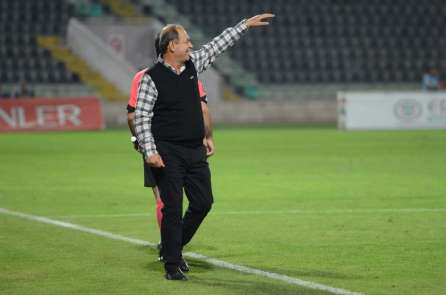 Yücel İldiz: 'Oğuz Yılmaz sözleşmesini feshedip Denizlispor kampına katılmıştır'