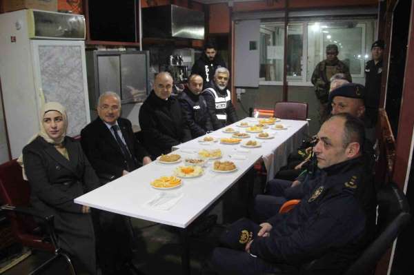 Ordu'da görevi başındaki personellerin yeni yılı kutlandı