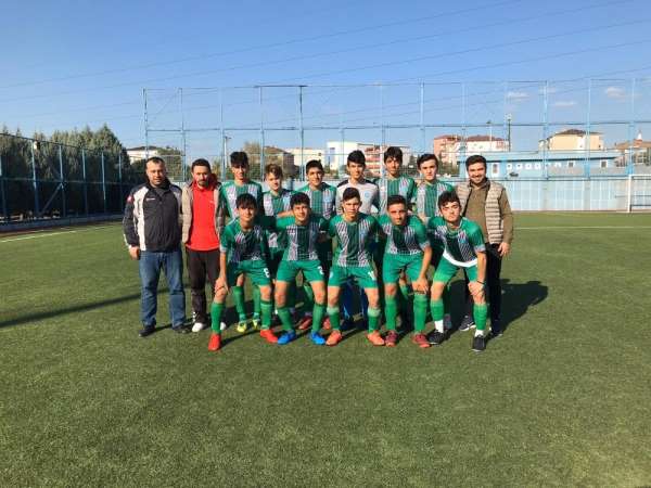 Çayırova'nın genç takımı U-16'da 'play-off'a hazır 