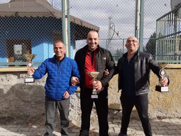 Gönen Fen Lisesi, greko-romen stilde il birincisi oldu