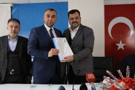 MHP eski il başkanı Samsun'dan AK Parti'ye belediye meclis üyeliği adaylığı başv