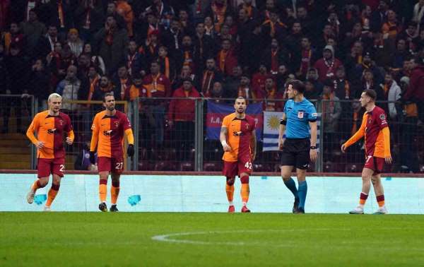 Galatasaray'da sınırdaki kart görmedi