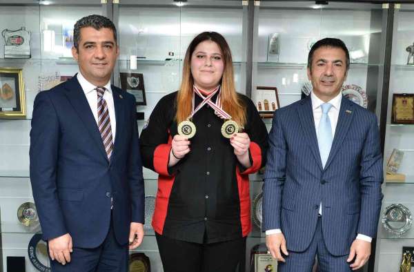 DTO'nun desteklediği genç yetenek, Tunus'tan çifte altın madalya ile döndü
