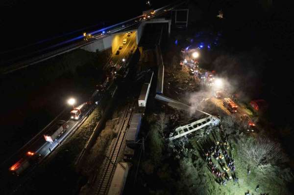 Yunanistan'daki tren kazasında can kaybı 38'e yükseldi