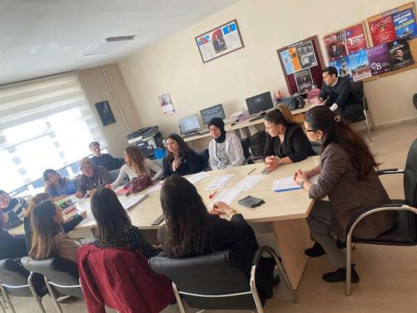 Atça Şehit Mutlu Uçar Anadolu Lisesi'nde Türkiye Yüzyılı Maarif Modeli Toplantısı