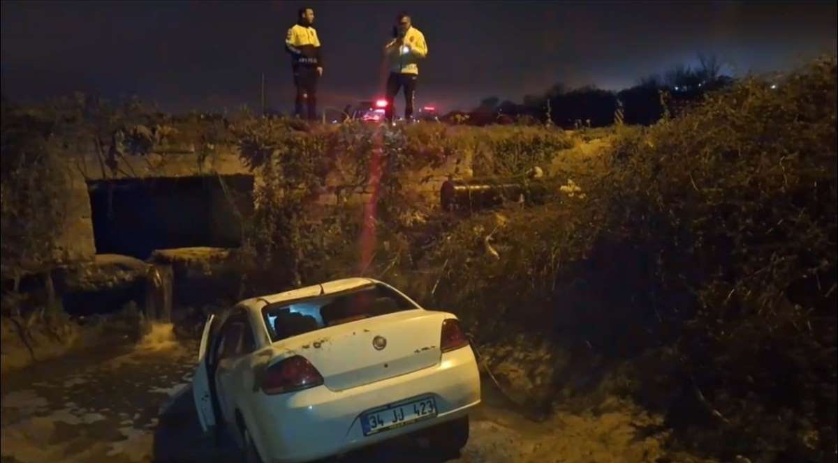 Sinop'ta otomobil kanala uçtu: 4 yaralı