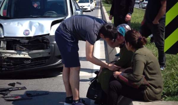 (Özel) Pendik sahil yolunda kaza: 1 yaralı