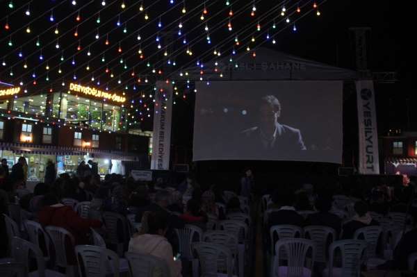 Fasl-ı Şahane'de yazlık sinema keyfi 