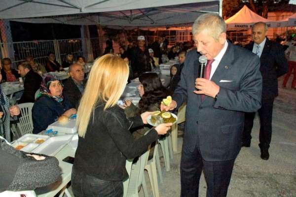 Sarı: 'Vatandaşlarımızın emirlerini yerine getirmeye her daim hazırım' 