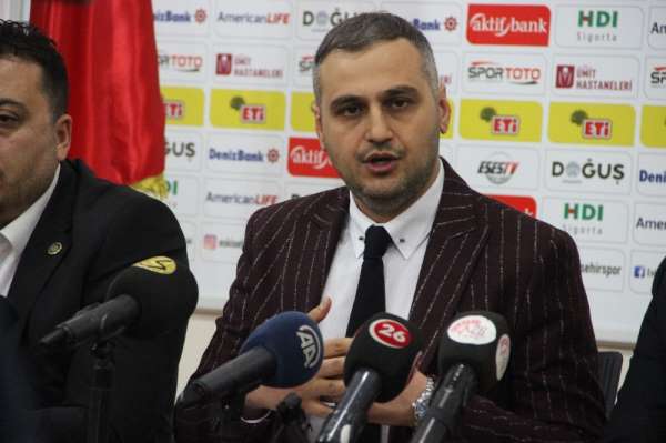 Eskişehirspor Başkanı Kaan Ay görevini bıraktığını açıkladı
