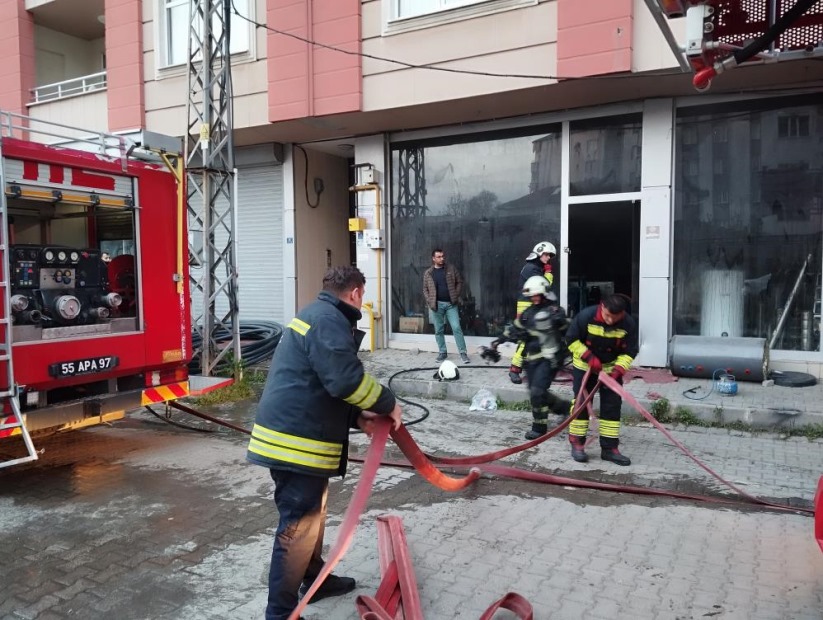 Çarşamba'da korkutan yangın