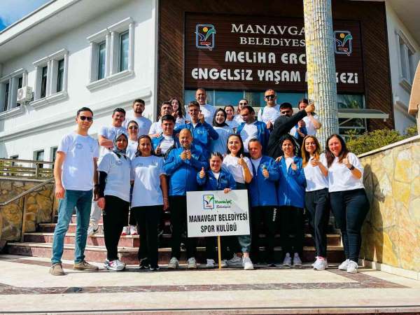 Manavgat'ın özel sporcuları madalyaları topladı