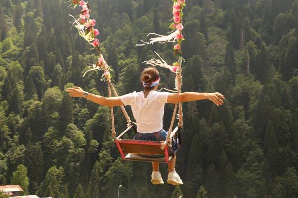 Bayram tatili bitince Ayder'de yoğunluk yerini sessizliğe bıraktı 