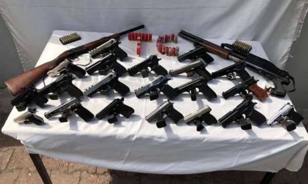 Jandarma bayram tatili boyunca yaptığı denetimlerde 23 silah ele geçirdi 