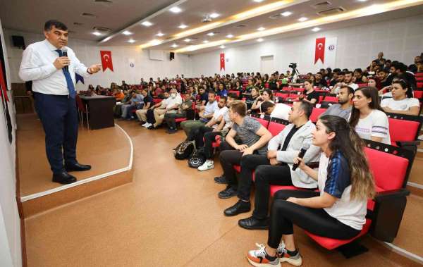 Başkan Fadıloğlu üniversite öğrencileriyle bir araya geldi - Gaziantep haber