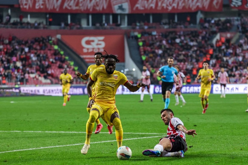 Samsunspor - Kayserispor maçının canlı anlatımı