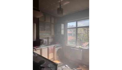 Mutfakta çıkan yangın evi küle çeviriyordu