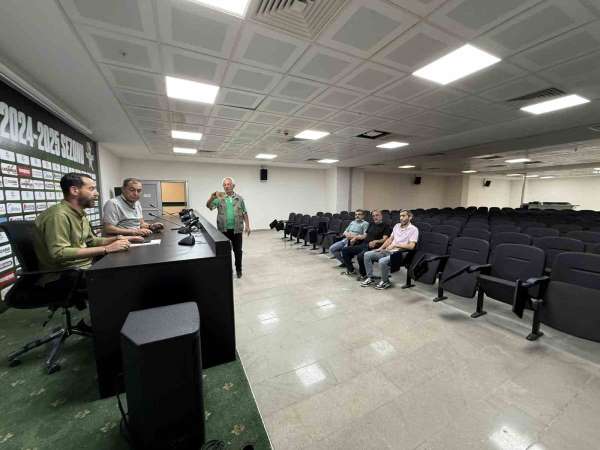 Yeterli çoğunluk sağlanamadı: Sakaryaspor'un geleceği 8 Haziran'da belirlenecek