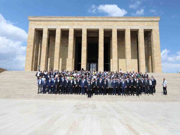 Aziz Yıldırım, Anıtkabir'i ziyaret etti