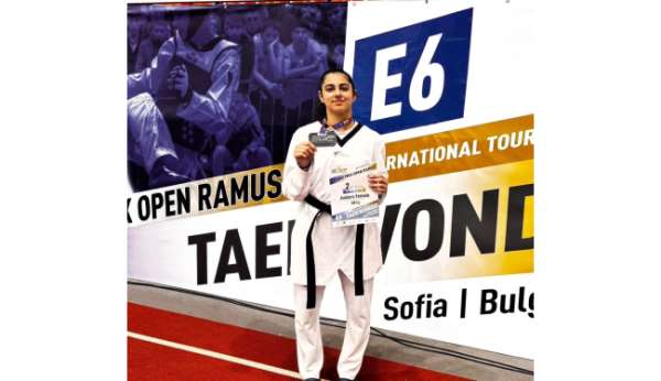 Ebrar Acar'dan Avrupa'da gümüş madalya