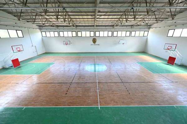 Tarsus'ta yenilenen spor salonunda sona gelindi