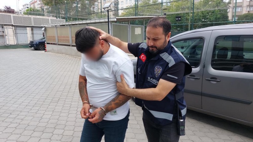 Samsun'da sosyal medyadan küfürleşme tartışmasında silahla yaralama zanlısı adliyeye sevk edildi