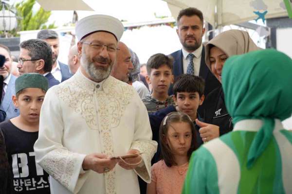 Diyanet İşleri Başkanı Erbaş: 'Dünyanın İslam'ın ve Kur'an'ın merhametine ihtiyacı var'