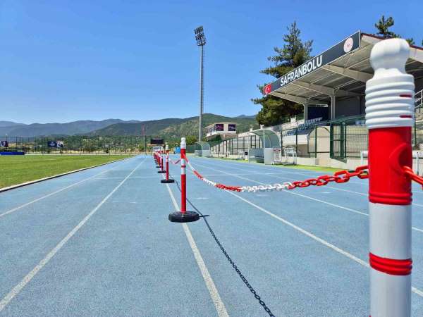 Safranbolu Atletizm Pisti'nde yeni kulvar düzenlemesi