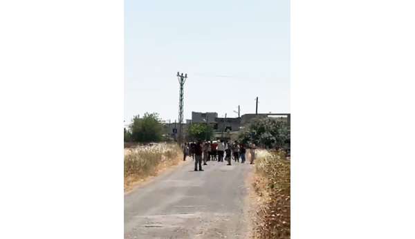 Şanlıurfa'da kaçak elektrik denetim ekibi taşlı saldırıya uğradı
